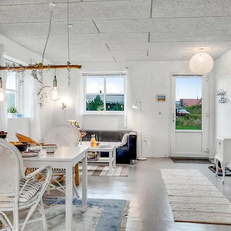 度假居 Sylvana - 75m From The Sea By Interhome