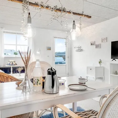 Sylvana - 75m From The Sea By Interhome 度假居 *